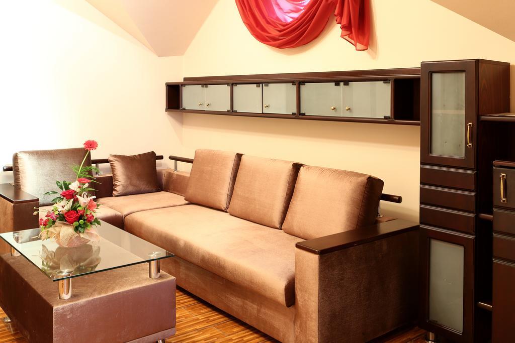 Hotel Bachus Chisinau Room photo